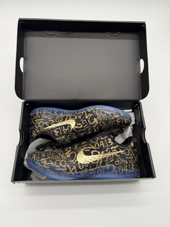 New Nike Kobe XI EM Protro Basketball Shoes Mens Size 9.5 Black Gold IU4902 900 main image 5